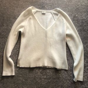 Abercrombie Luxesoft V-Neck Sweater in Off White